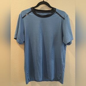 Rhone Swift Mesh Men's Blue Shirt Size Medium